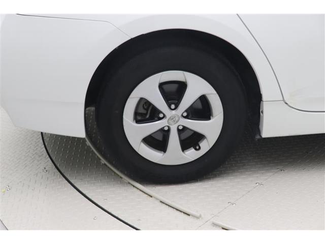 プリウス Ｓ　Ｂモニタ－　ＡＵＸ接続可　インテリキー　デュアルエアバック　エアＢ　イモビライザー　ナビＴＶ　ＡＵＴＯエアコン　横スベリ防止　アルミホイール　ＥＴＣ装備　ＡＢＳ　サイドエアバッグ　パワーステアリング（8枚目）