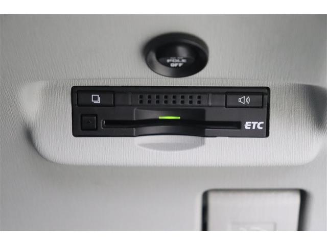 プリウス Ｓ　Ｂモニタ－　ＡＵＸ接続可　インテリキー　デュアルエアバック　エアＢ　イモビライザー　ナビＴＶ　ＡＵＴＯエアコン　横スベリ防止　アルミホイール　ＥＴＣ装備　ＡＢＳ　サイドエアバッグ　パワーステアリング（12枚目）