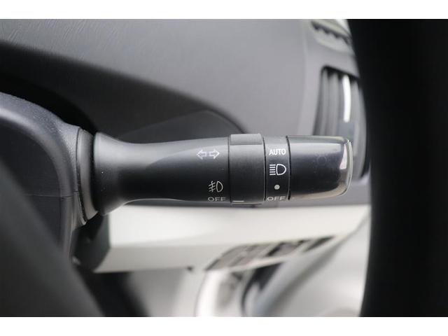 プリウス Ｓ　Ｂモニタ－　ＡＵＸ接続可　インテリキー　デュアルエアバック　エアＢ　イモビライザー　ナビＴＶ　ＡＵＴＯエアコン　横スベリ防止　アルミホイール　ＥＴＣ装備　ＡＢＳ　サイドエアバッグ　パワーステアリング（16枚目）