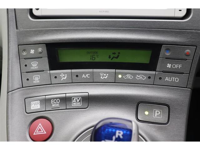 プリウス Ｓ　Ｂモニタ－　ＡＵＸ接続可　インテリキー　デュアルエアバック　エアＢ　イモビライザー　ナビＴＶ　ＡＵＴＯエアコン　横スベリ防止　アルミホイール　ＥＴＣ装備　ＡＢＳ　サイドエアバッグ　パワーステアリング（18枚目）