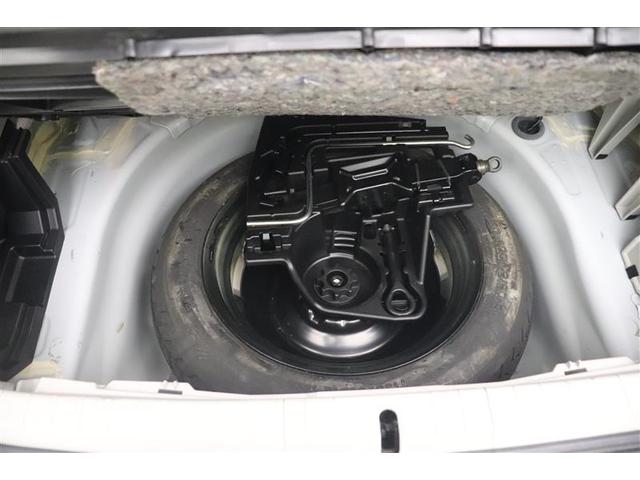 プリウス Ｓ　Ｂモニタ－　ＡＵＸ接続可　インテリキー　デュアルエアバック　エアＢ　イモビライザー　ナビＴＶ　ＡＵＴＯエアコン　横スベリ防止　アルミホイール　ＥＴＣ装備　ＡＢＳ　サイドエアバッグ　パワーステアリング（29枚目）