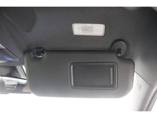 【バニティミラー付サンバイザー】照明付きでお出かけ前の身だしなみチェックもバッチリです♪