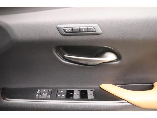 ＵＸ ＵＸ２５０ｈ　バージョンＬ　衝突軽減装置　Ｂカメラ　レザーシート　ＥＴＣ　ＬＥＤヘッドライト　クルーズコントロール　ドラレコ　ＤＶＤ再生　ミュージックプレイヤー接続可　エアバッグ　スマートキー　メモリーナビ　助手席エアバッグ（27枚目）