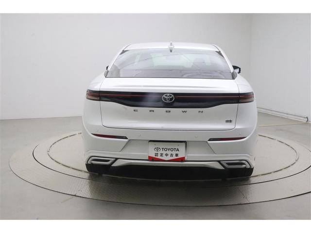 クラウンクロスオーバー RSアドバンスド 1オーナー 衝突回避 サンル-フ オートクルーズコントロール 横滑り防止 フルセグTV パワーシート レザーシート LED アルミホイール AC100V スマートキー ナビ&TV ABS ETC(5枚目)