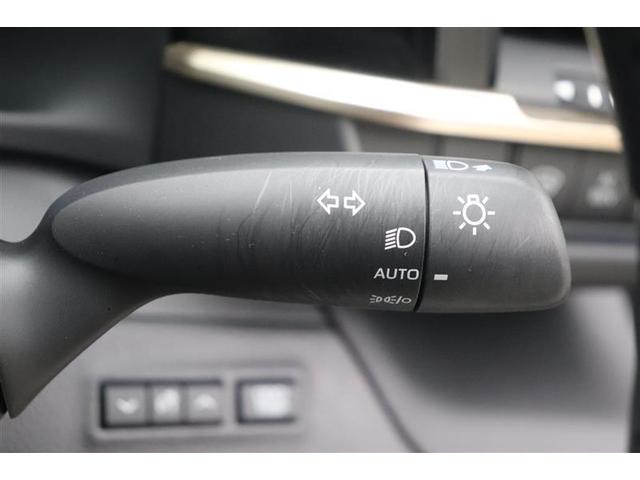 クラウンクロスオーバー RSアドバンスド 1オーナー 衝突回避 サンル-フ オートクルーズコントロール 横滑り防止 フルセグTV パワーシート レザーシート LED アルミホイール AC100V スマートキー ナビ&TV ABS ETC(17枚目)