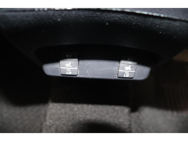 シエンタ ハイブリッドG クエロ 点検記録簿 地デジTV 盗難防止 横滑り防止 LEDライト スマートキー ETC バックモニタ DVD オ-トエアコン AUX メモリ-ナビ エアバッグ AW 3列シート ナビ&TV ABS(22枚目)