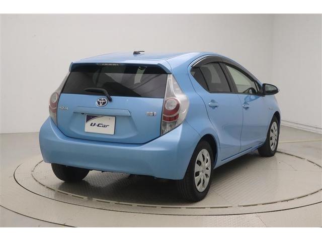 アクア Ｓ　スマートキープッシュスタート　キーレスエントリ　フルセグ地デジ　イモビ　ナビ＆ＴＶ　オートエアコン　デュアルエアバック　ＥＳＣ　Ｂカメラ　パワーウィンドウ　ＡＵＸ端子　ＳＲＳ　パワーステアリング（4枚目）