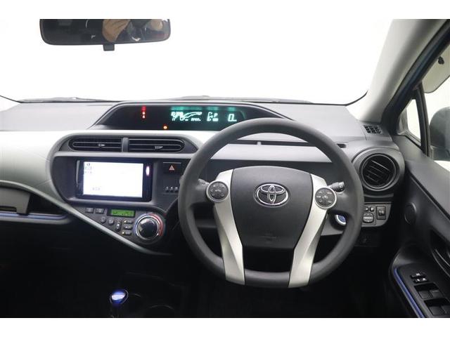 アクア Ｓ　スマートキープッシュスタート　キーレスエントリ　フルセグ地デジ　イモビ　ナビ＆ＴＶ　オートエアコン　デュアルエアバック　ＥＳＣ　Ｂカメラ　パワーウィンドウ　ＡＵＸ端子　ＳＲＳ　パワーステアリング（9枚目）