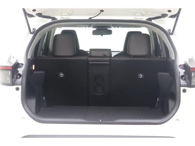 ヤリスクロス ハイブリッドＺ　インテリジェントキー　アルミホイル　ＬＥＤライト　１オ－ナ－　リアカメラ　クルーズコントロール　整備記録簿　横滑り防止システム　ナビＴＶ　メモリーナビゲーション　電動シ－ト　パワステ　オートエアコン（34枚目）