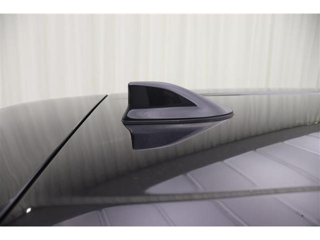 カローラツーリング ハイブリッド　ダブルバイビー　メディアプレイヤー接続　バックモニター　フルセグＴＶ　ＬＥＤライト　ワンオーナー　点検記録簿　クルコン　横滑り防止　盗難防止装置　ナビ・ＴＶ　エアバッグ　ＥＴＣ　ＡＢＳ　助手席エアバッグ　キーレス（7枚目）