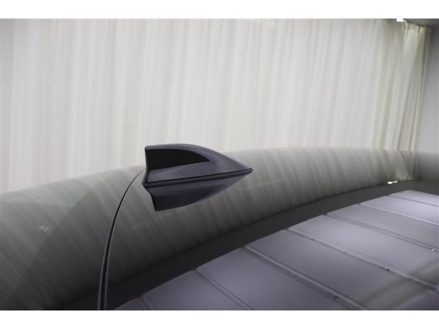 クラウンクロスオーバー Gアドバンスド・レザーパッケージ TSS レザー フルセグTV パワーシート LEDヘッドライト クルーズコントロール Bカメラ オートエアコン アルミホイル ワンオーナー ETC付 横滑り防止装置 4WD TV 盗難防止装置 ABS(7枚目)