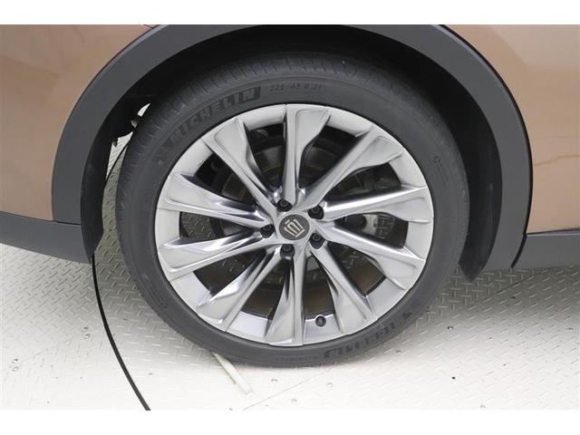 クラウンクロスオーバー Gアドバンスド・レザーパッケージ TSS レザー フルセグTV パワーシート LEDヘッドライト クルーズコントロール Bカメラ オートエアコン アルミホイル ワンオーナー ETC付 横滑り防止装置 4WD TV 盗難防止装置 ABS(10枚目)