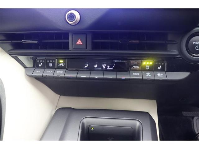 クラウンクロスオーバー Gアドバンスド・レザーパッケージ TSS レザー フルセグTV パワーシート LEDヘッドライト クルーズコントロール Bカメラ オートエアコン アルミホイル ワンオーナー ETC付 横滑り防止装置 4WD TV 盗難防止装置 ABS(20枚目)