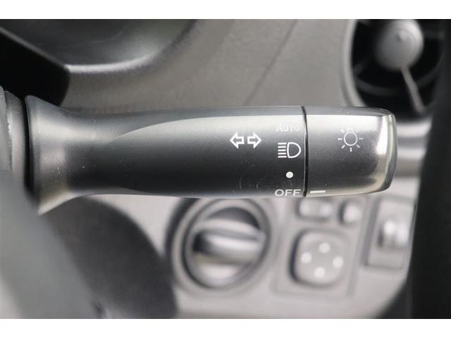 ヴィッツ ハイブリッドＦ　横滑り防止機能　盗難防止装置　ドライブレコーダー　キーレス　パワーステアリング　エアコン　パワーウィンドウ　ＡＢＳ　デュアルエアバッグ　エアバッグ　踏み間違い防止（15枚目）