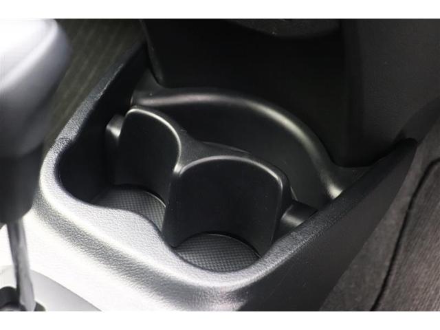 ヴィッツ ハイブリッドＦ　横滑り防止機能　盗難防止装置　ドライブレコーダー　キーレス　パワーステアリング　エアコン　パワーウィンドウ　ＡＢＳ　デュアルエアバッグ　エアバッグ　踏み間違い防止（25枚目）