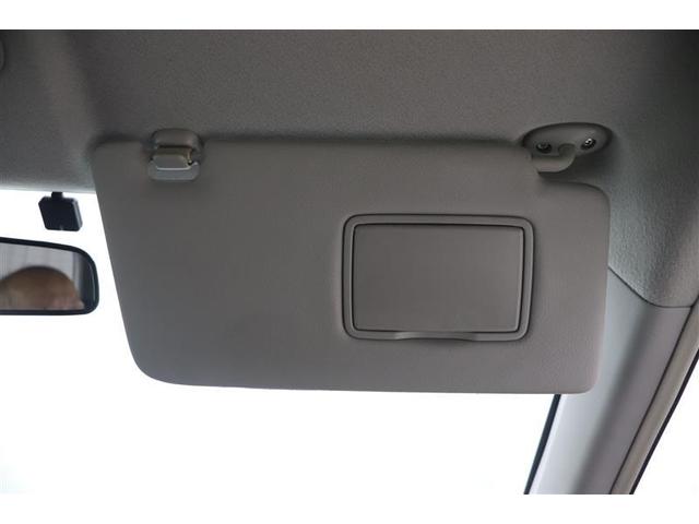 【バニティミラー付サンバイザー】お出かけ前の身だしなみチェックもバッチリです♪