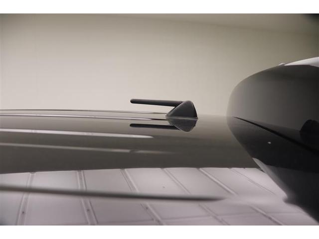 シエンタ Ｇ　クエロ　軽減ブレーキ　両側自動ドア　Ｉストップ　後カメラ　デュアルエアバック　パワーウィンドウ　フルオートエアコン　ＤＶＤ再生可　ウォークスルー　ＬＥＤヘッド　ナビ＆ＴＶ　スマキー　ＶＳＣ　３列　キーレス（7枚目）