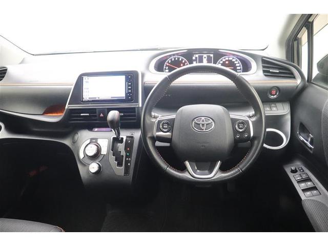 シエンタ Ｇ　クエロ　軽減ブレーキ　両側自動ドア　Ｉストップ　後カメラ　デュアルエアバック　パワーウィンドウ　フルオートエアコン　ＤＶＤ再生可　ウォークスルー　ＬＥＤヘッド　ナビ＆ＴＶ　スマキー　ＶＳＣ　３列　キーレス（10枚目）