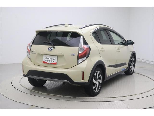 アクア クロスオーバー　メディアプレイヤー接続　Ｂカメラ　地デジ　イモビライザー　ナビＴＶ　エアコン　ＬＥＤ　ＥＳＣ　記録簿　ドライブレコーダー　アルミホイール　キーフリー　ＤＶＤ再生可　ＥＴＣ　パワーステアリング　ＡＢＳ（4枚目）