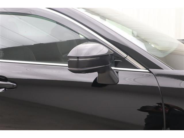 クラウンクロスオーバー Gアドバンスド・レザーパッケージ TSS レザー パワーシート LEDヘッドライト クルーズコントロール Bカメラ オートエアコン アルミホイル ワンオーナー ETC付 横滑り防止装置 4WD 盗難防止装置 エアバッグ ABS AUX(6枚目)