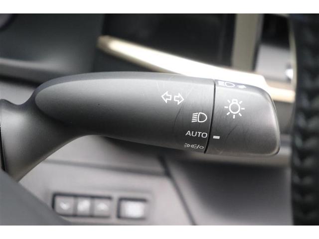 クラウンクロスオーバー Gアドバンスド・レザーパッケージ TSS レザー パワーシート LEDヘッドライト クルーズコントロール Bカメラ オートエアコン アルミホイル ワンオーナー ETC付 横滑り防止装置 4WD 盗難防止装置 エアバッグ ABS AUX(17枚目)