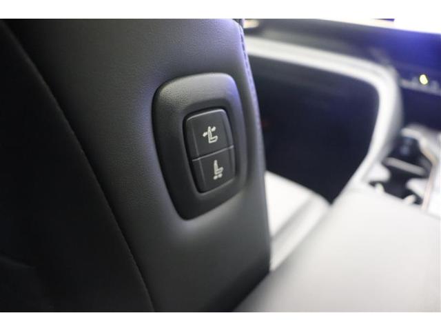 クラウンクロスオーバー Gアドバンスド・レザーパッケージ TSS レザー パワーシート LEDヘッドライト クルーズコントロール Bカメラ オートエアコン アルミホイル ワンオーナー ETC付 横滑り防止装置 4WD 盗難防止装置 エアバッグ ABS AUX(28枚目)