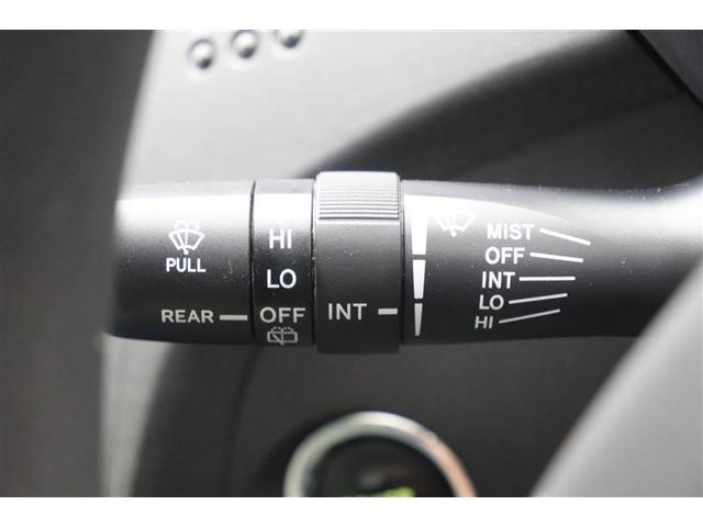 プリウス Sツーリングセレクション スマキ- Bカメ 整備記録簿 サイドエアバッグ アルミ装備 イモビライザー 1セグ メモリ-ナビ キーレス Wエアバック LEDランプ 横滑り防止機能 パワステ エアB ミュージックプレイヤー接続可(13枚目)