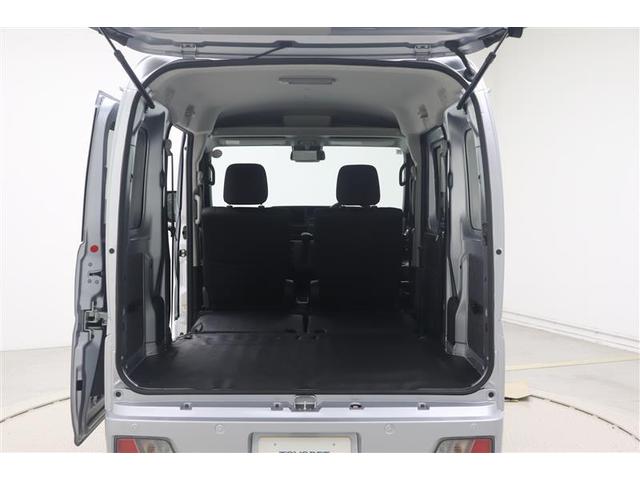 ハイゼットカーゴ クルーズ　衝突軽減システム　アイドリングＳＴＯＰ　ＥＳＣ　スマートキー　パワーウィンドウ　ＡＢＳ　盗難防止システム　キーフリーシステム　エアコン　運転席エアバッグ　パワーステアリング　ＷエアＢ（28枚目）