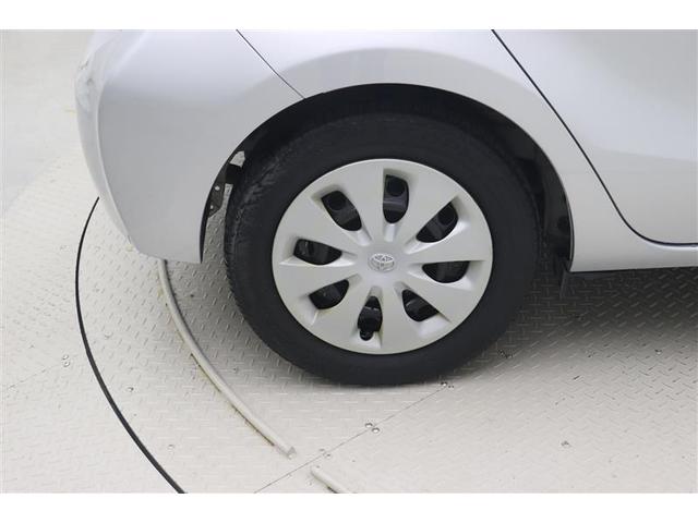 アクア Ｓ　スマートキープッシュスタート　キーレスエントリ　イモビ　ナビ＆ＴＶ　オートエアコン　デュアルエアバック　ＥＳＣ　Ｂカメラ　パワーウィンドウ　ＡＵＸ端子　ＥＴＣ　ＳＲＳ　ワンセグＴＶ　パワーステアリング（7枚目）