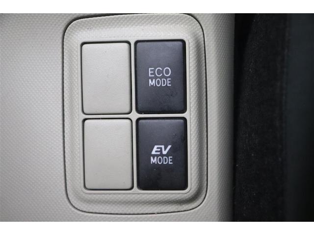 アクア Ｓ　スマートキープッシュスタート　キーレスエントリ　イモビ　ナビ＆ＴＶ　オートエアコン　デュアルエアバック　ＥＳＣ　Ｂカメラ　パワーウィンドウ　ＡＵＸ端子　ＥＴＣ　ＳＲＳ　ワンセグＴＶ　パワーステアリング（18枚目）