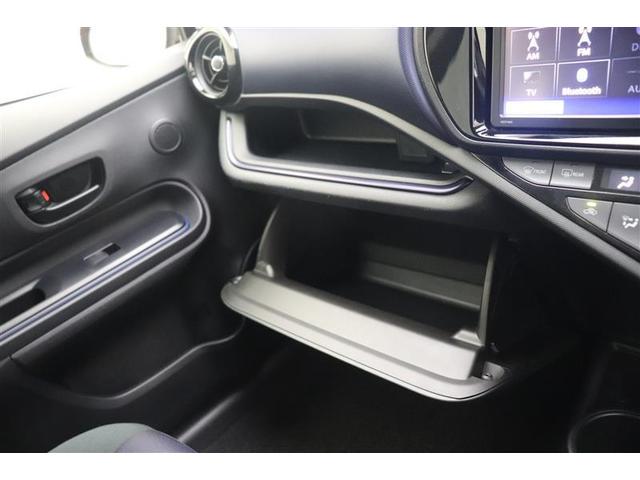 アクア Ｓ　スマートキープッシュスタート　キーレスエントリ　ドラレコ付　イモビ　ナビ＆ＴＶ　オートエアコン　デュアルエアバック　ＥＳＣ　Ｂカメラ　パワーウィンドウ　ＡＵＸ端子　ＥＴＣ　ＳＲＳ　ワンセグＴＶ　ＡＢＳ（27枚目）