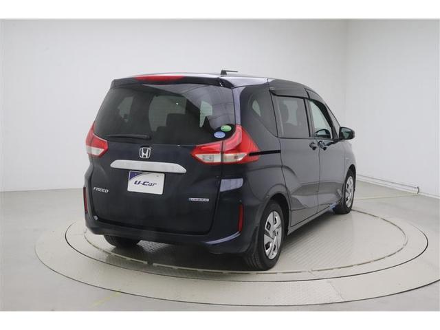 フリードハイブリッド ハイブリッド・Ｇホンダセンシング　クルーズＣ　ＤＶＤ視聴　ブレーキサポート　ＬＥＤヘットライト　ナビ＆ＴＶ　Ｗエアバック　サイドエアバッグ　ミュージックプレイヤー接続可　バックモニタ　メモリナビ　地デジフルセグ　キーレス　ドライブレコ（4枚目）