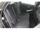 後部座席も足元スペースはしっかり確保されていて、ゆとりの広さです♪