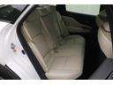 後部座席も足元スペースはしっかり確保されていて、ゆとりの広さです♪