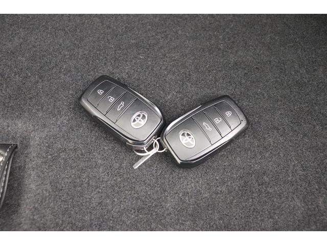 ハリアーハイブリッド Ｚ　レザーパッケージ　１００Ｖ電源　地デジ　横滑防止　盗難防止システム　Ｂモニター　革　ＬＥＤライト　パワーウィンドウ　クルコン　スマートキ－　助手席エアバック　パワーシート　エアバッグ　点検記録簿　オートエアコン　ＥＴＣ（40枚目）