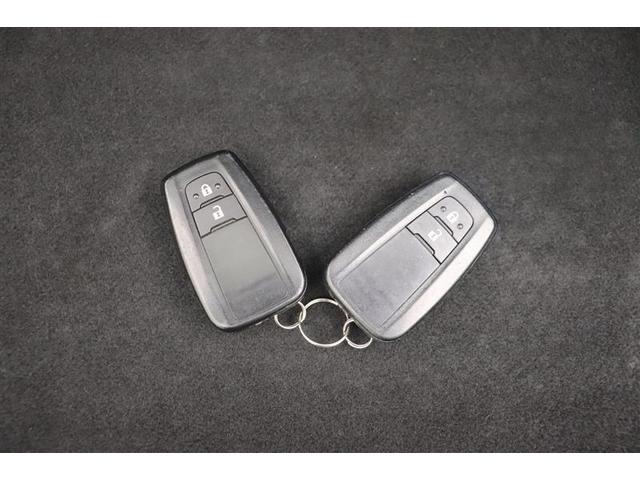 C-HR G TSS DVD再生可 定期点検記録簿 バックモニタ イモビライザー ナビ&TV ETC付 キーフリーシステム スマキー 横滑り防止機能 クルーズC エアバッグ サイドカーテンエアバック アルミ ABS(40枚目)