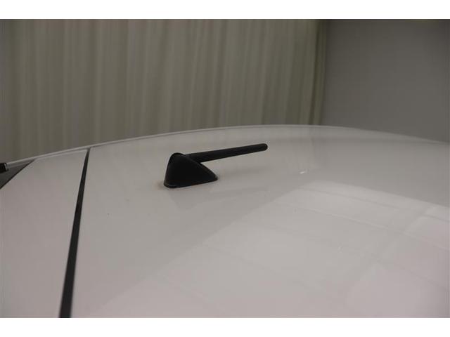 プリウス Ｇ　Ｒカメラ　スマ－トキ－　ＡＵＸ　パワーステアリング　エアバック　ナビ＆ＴＶ　電動パワーシート　サイドエアバック　ＡＡＣ　クルコン　ＥＴＣ付　イモビライザー　ＡＷ　ＥＳＣ　ワンセグ　キーフリーシステム（7枚目）