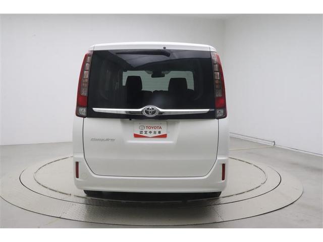 エスクァイア Ｇｉ　両側Ｐドア　ウォークスルー　スマートキーＰスタート　リアカメラ　ＡＵＸ　アイドリングＳＴＯＰ　ＥＴＣ車載器　オートエアコン　イモビライザー　オートクルーズコントロール　キーレス　ナビＴＶ　ＡＢＳ　３列（5枚目）