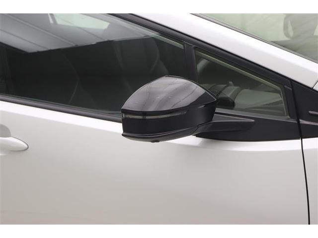 プリウス Ｚ　リアカメラ　プリクラッシュ　本革　試乗車　ＰＷシート　ＡＣ１００Ｖ電源　ＬＥＤランプ　オートクルーズ　アルミホイール　ＡＣ　運転席エアバッグ　横滑り防止装置　ＥＴＣ付　盗難防止システム　キーレス（6枚目）