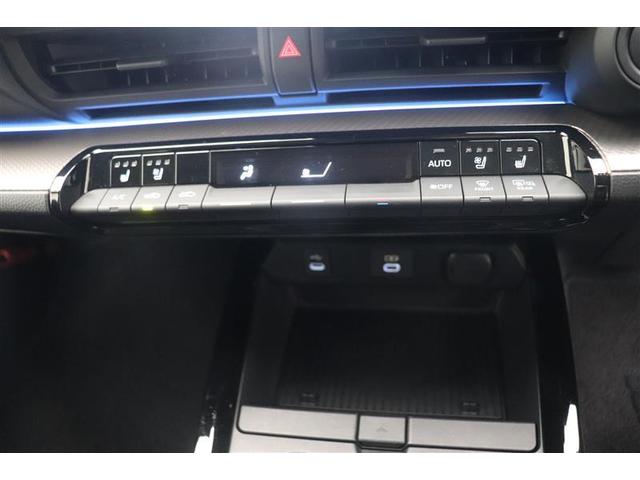 プリウス Ｚ　リアカメラ　プリクラッシュ　本革　試乗車　ＰＷシート　ＡＣ１００Ｖ電源　ＬＥＤランプ　オートクルーズ　アルミホイール　ＡＣ　運転席エアバッグ　横滑り防止装置　ＥＴＣ付　盗難防止システム　キーレス（19枚目）