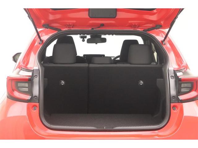 ヤリス ハイブリッドＺ　ＰＣＳ　整備記録簿　ＡＷ　Ｂカメラ　ドラレコ付　ナビ付　ＬＥＤランプ　スマキー　ＥＴＣ付き　メディアプレイヤー接続　ＶＳＣ　パワステ　１オナ車　クルコン　カーテンエアバック　キーフリー　ＡＢＳ　イモビ（35枚目）