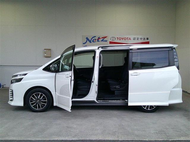 ヴォクシー ZS 地デジ 盗難防止システム オートエアコン ダブルエアバッグ DVD再生可 ETC LEDヘッドライト キーレスエントリー メモリーナビ ナビTV 3列シート リアオートエアコン 横滑り防止 PW(3枚目)