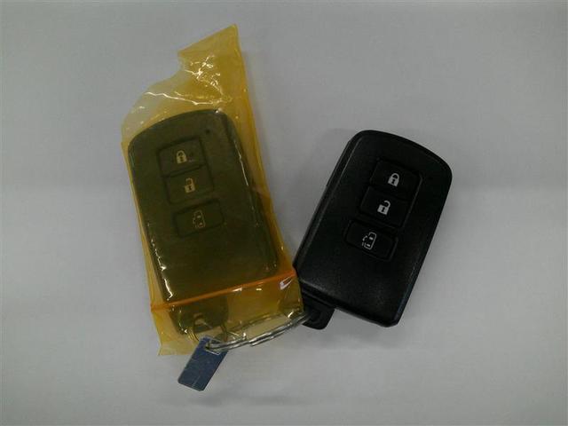 ヴォクシー ZS 地デジ 盗難防止システム オートエアコン ダブルエアバッグ DVD再生可 ETC LEDヘッドライト キーレスエントリー メモリーナビ ナビTV 3列シート リアオートエアコン 横滑り防止 PW(30枚目)