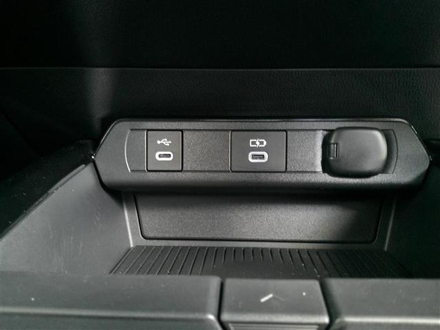 プリウス Ｚ　リアカメラ　プリクラッシュ　ＰＷシート　メモリナビ　ＡＣ１００Ｖ電源　ＬＥＤランプ　ナビ・ＴＶ　オートクルーズ　アルミホイール　ＡＣ　運転席エアバッグ　横滑り防止装置　ＥＴＣ付　盗難防止システム（14枚目）