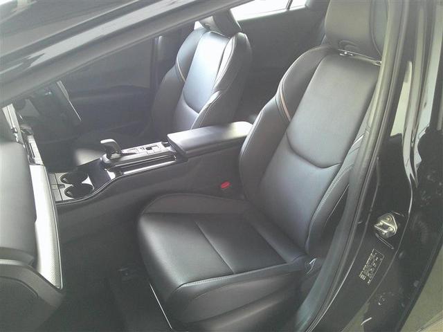 プリウス Ｚ　リアカメラ　プリクラッシュ　ＰＷシート　メモリナビ　ＡＣ１００Ｖ電源　ＬＥＤランプ　ナビ・ＴＶ　オートクルーズ　アルミホイール　ＡＣ　運転席エアバッグ　横滑り防止装置　ＥＴＣ付　盗難防止システム（18枚目）