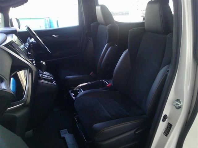 �V�[�g���O���ăj�I�C�̌��ƂȂ�t���A�J�[�y�b�g�܂ŏ��L�E���ۂ��{�H�ς�