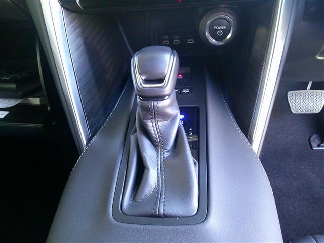 ハリアーハイブリッド Ｚ　アルミホイル　リヤカメラ　ドライブレコーダ　電動パワーシート　Ａクルコン　フルセグテレビ　ＡＵＸ　ＬＥＤライト　ＡＣ１００Ｖ　盗難防止装置　横滑り防止機能　ナビＴＶ　キーレス　ＥＴＣ付　スマートキー（10枚目）