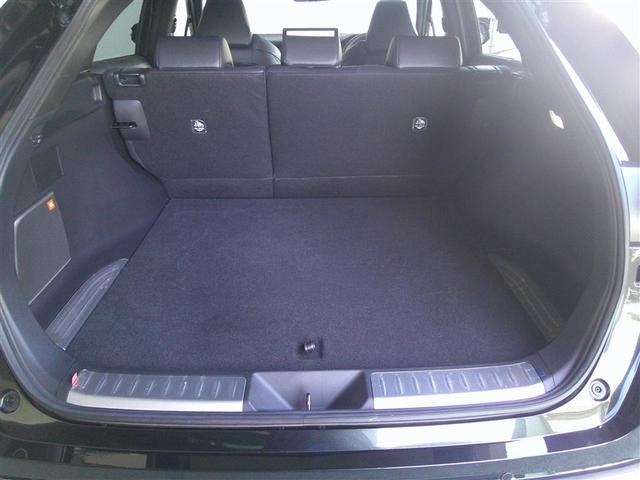 ハリアーハイブリッド Ｚ　アルミホイル　リヤカメラ　ドライブレコーダ　電動パワーシート　Ａクルコン　フルセグテレビ　ＡＵＸ　ＬＥＤライト　ＡＣ１００Ｖ　盗難防止装置　横滑り防止機能　ナビＴＶ　キーレス　ＥＴＣ付　スマートキー（24枚目）