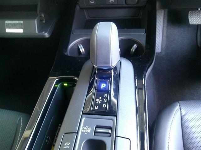 プリウス Ｚ　リアカメラ　プリクラッシュ　試乗車　ＰＷシート　１オーナ　メモリナビ　ＡＣ１００Ｖ電源　ＬＥＤランプ　ナビ・ＴＶ　オートクルーズ　アルミホイール　ＡＣ　運転席エアバッグ　横滑り防止装置　ＥＴＣ付（10枚目）