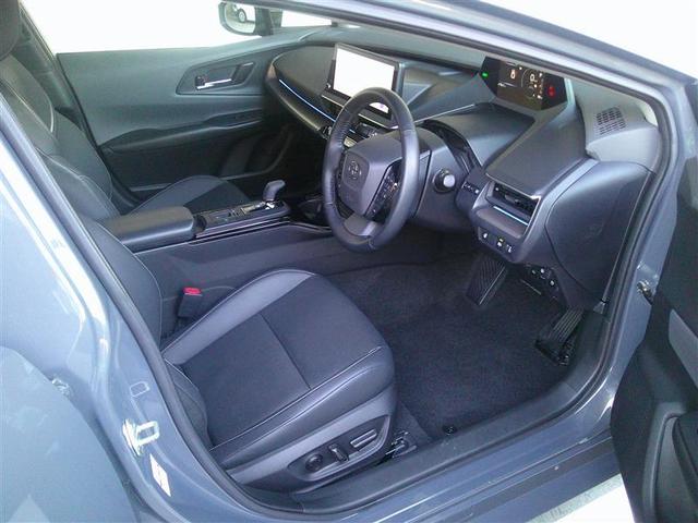 プリウス Ｚ　リアカメラ　プリクラッシュ　試乗車　ＰＷシート　１オーナ　メモリナビ　ＡＣ１００Ｖ電源　ＬＥＤランプ　ナビ・ＴＶ　オートクルーズ　アルミホイール　ＡＣ　運転席エアバッグ　横滑り防止装置　ＥＴＣ付（19枚目）